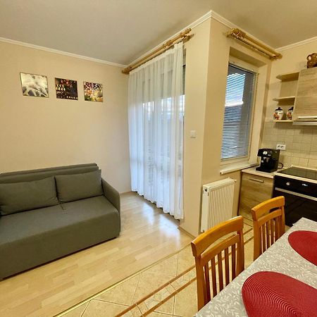 Marta Apartman Hajduszoboszlo Luaran gambar