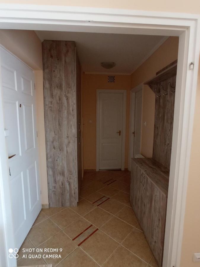 Marta Apartman Hajduszoboszlo Luaran gambar