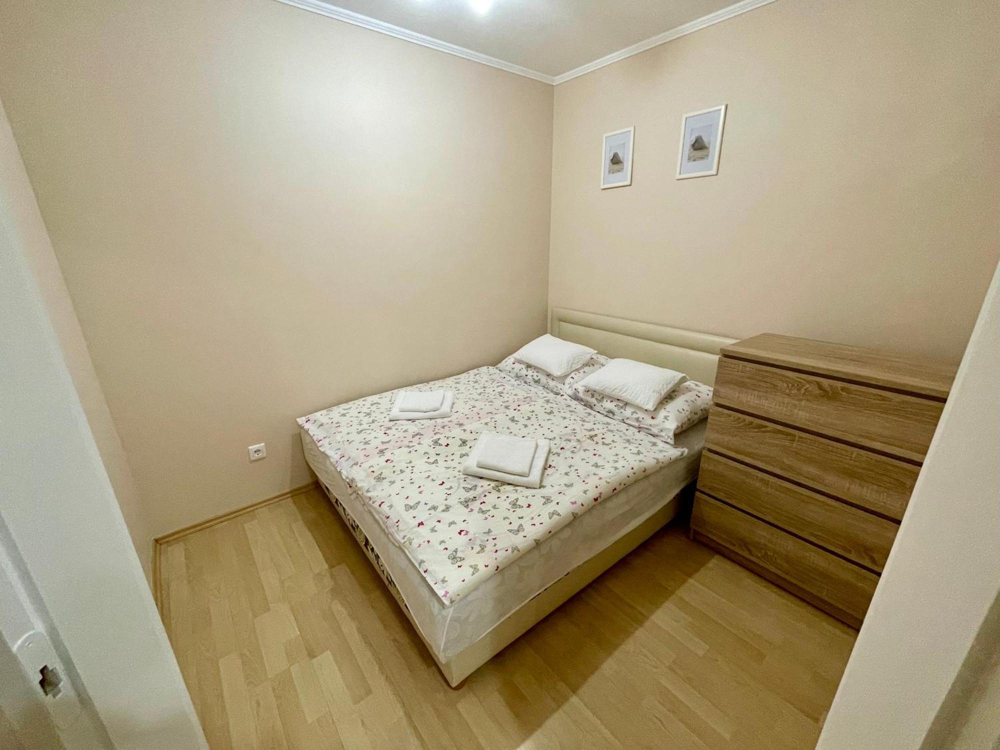 Marta Apartman Hajduszoboszlo Luaran gambar